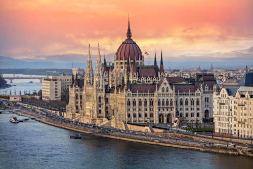 Ungarisches Parlamentsgebäude - Budapest